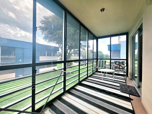 719 Flanders O, Delray Beach, FL 33484