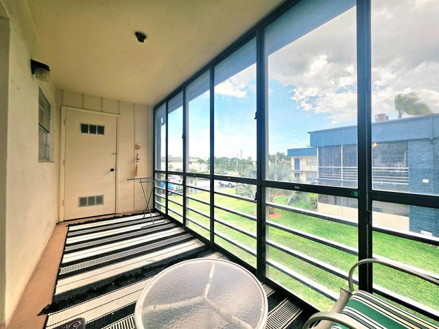 719 Flanders O, Delray Beach, FL 33484