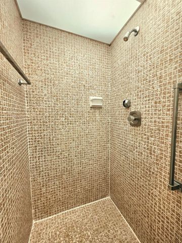 719 Flanders O, Delray Beach, FL 33484