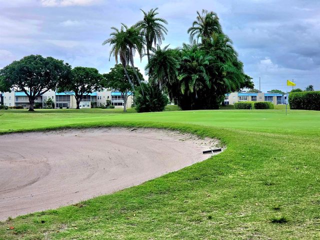719 Flanders O, Delray Beach, FL 33484