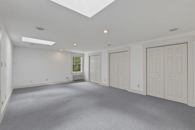 59 Rollins Road, Rollinsford, NH 03869