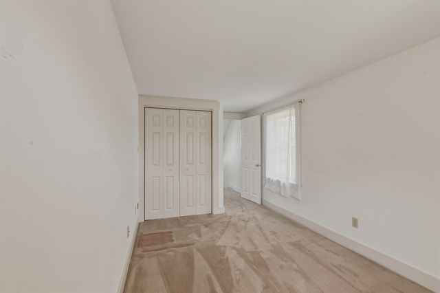 59 Rollins Road, Rollinsford, NH 03869