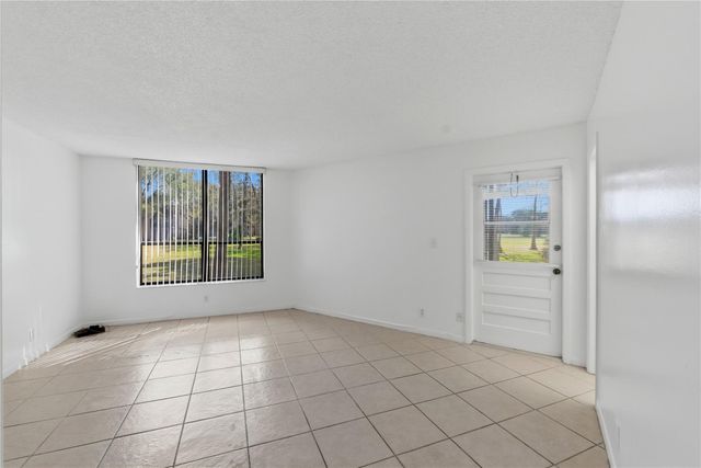 7650 W Mcnab Road 114, Tamarac, FL 33321