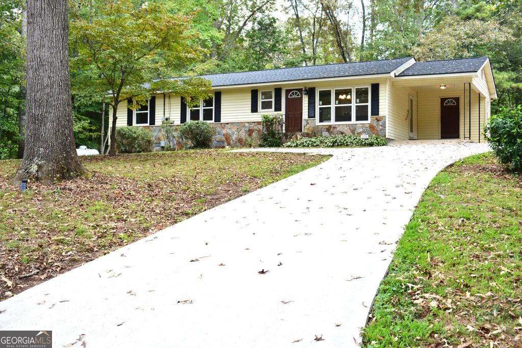 171 James Street, Tallapoosa, GA 30176