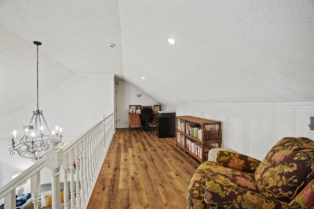 7080 WOODRIDGE LN, Germantown, TN 38138