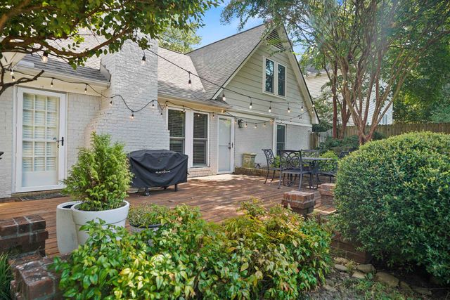 7080 WOODRIDGE LN, Germantown, TN 38138