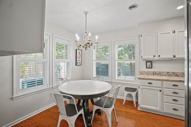 7080 WOODRIDGE LN, Germantown, TN 38138