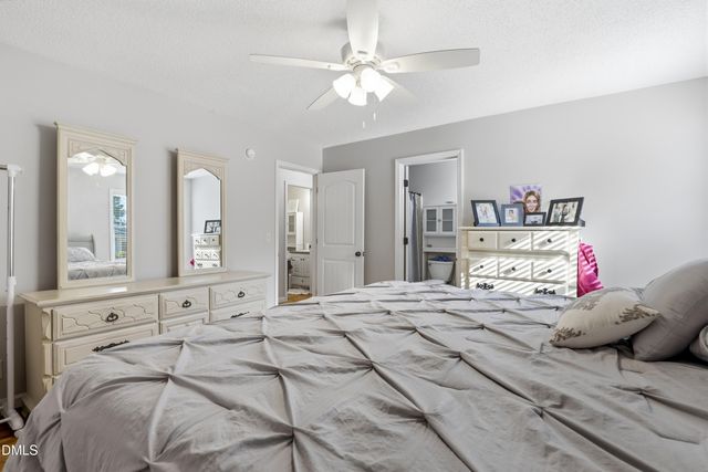 525 W Edwards Street, Princeton, NC 27569