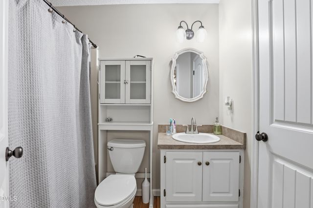 525 W Edwards Street, Princeton, NC 27569