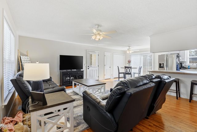 525 W Edwards Street, Princeton, NC 27569