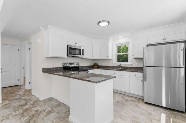 87 Saint Marie Street, Manchester, NH 03102
