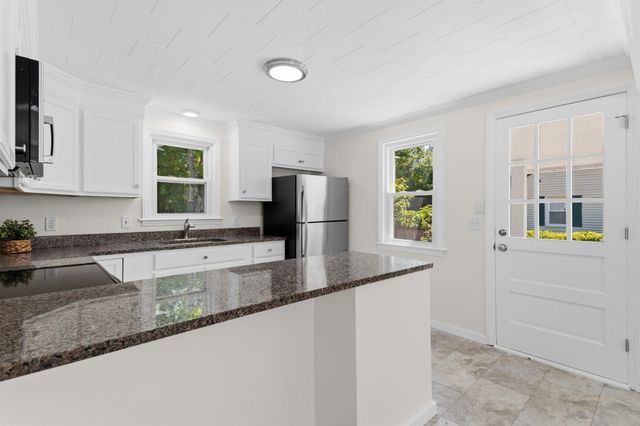 87 Saint Marie Street, Manchester, NH 03102