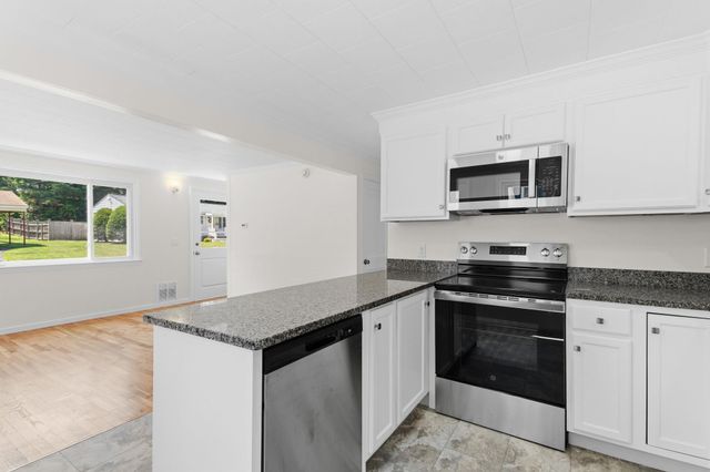 87 Saint Marie Street, Manchester, NH 03102
