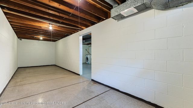 1101 Barr Avenue, Lansing, MI 48911