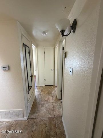 10156 RACOON Drive, El Paso, TX 79924