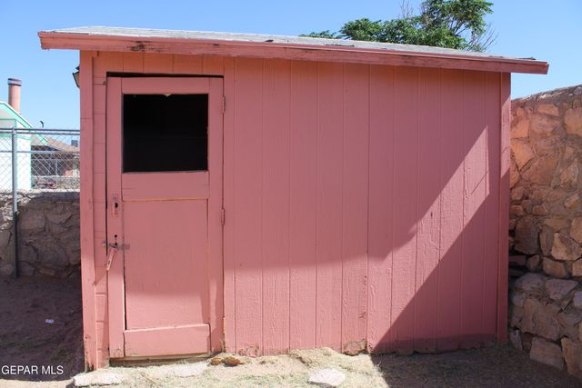 10156 RACOON Drive, El Paso, TX 79924
