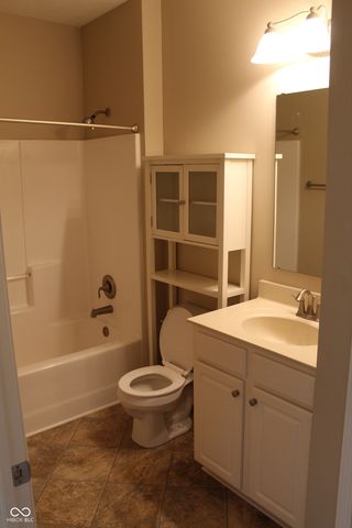 5579 Lipizzan Lane, Plainfield, IN 46168