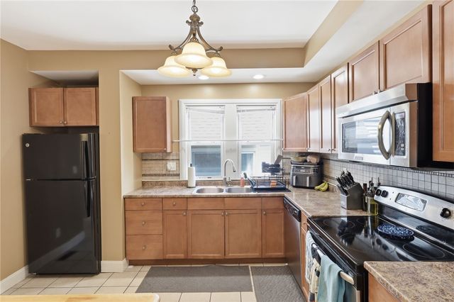84 Marion Street, Rochester, NY 14610