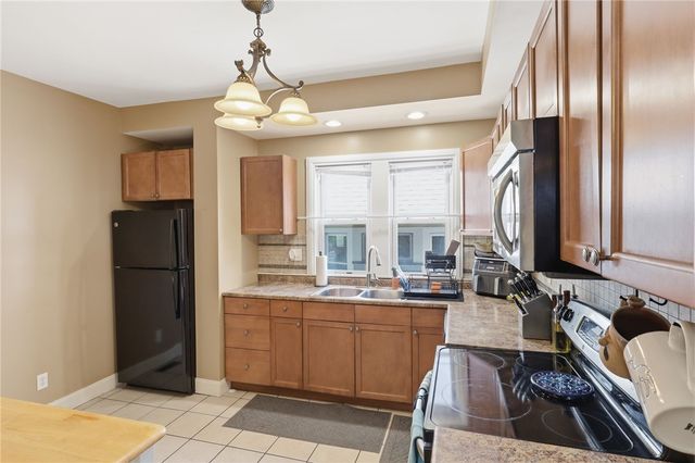 84 Marion Street, Rochester, NY 14610