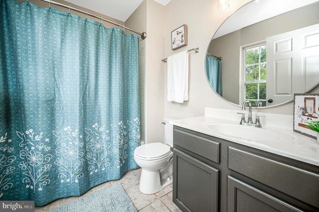 5706 E POINT CIR, Spotsylvania, VA 22551