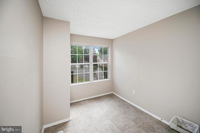 5706 E POINT CIR, Spotsylvania, VA 22551