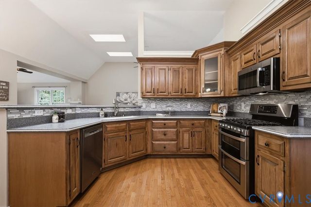 5052 Brandon Pines Dr, Providence Forge, VA 23140