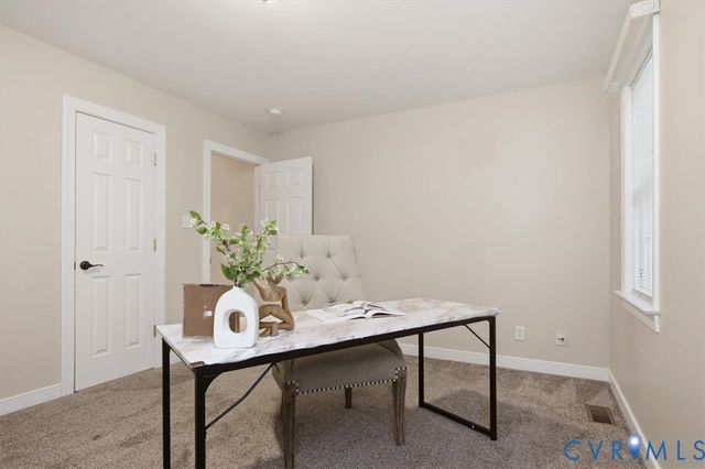 5052 Brandon Pines Dr, Providence Forge, VA 23140