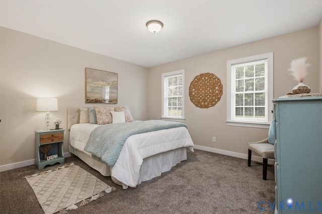5052 Brandon Pines Dr, Providence Forge, VA 23140