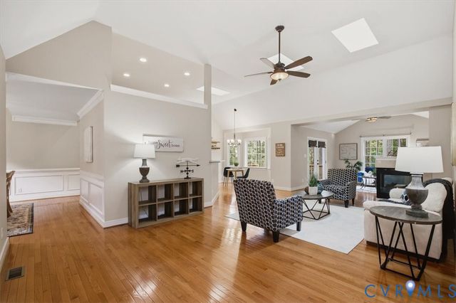 5052 Brandon Pines Dr, Providence Forge, VA 23140