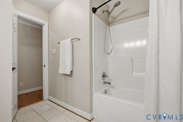 5052 Brandon Pines Dr, Providence Forge, VA 23140