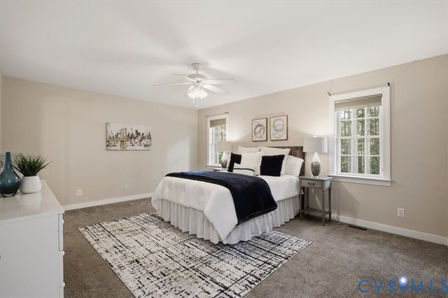 5052 Brandon Pines Dr, Providence Forge, VA 23140