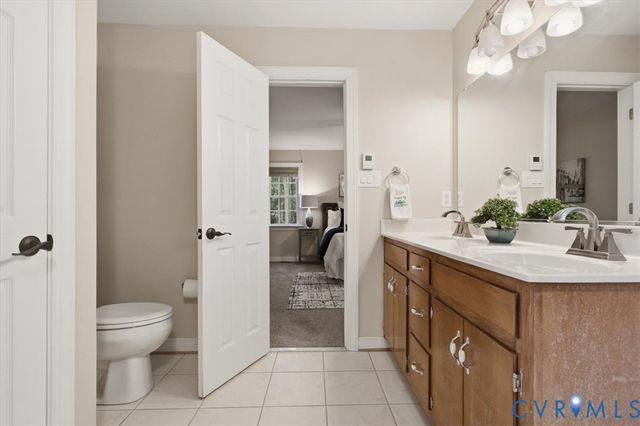 5052 Brandon Pines Dr, Providence Forge, VA 23140