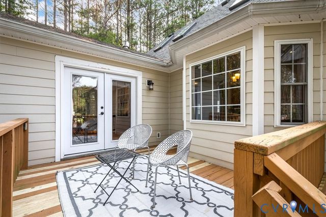 5052 Brandon Pines Dr, Providence Forge, VA 23140