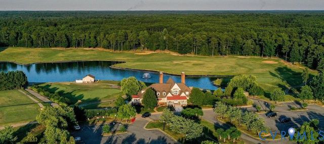5052 Brandon Pines Dr, Providence Forge, VA 23140