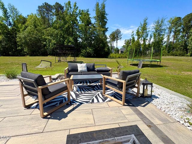 4 E Odell Lane, Zebulon, NC 27597