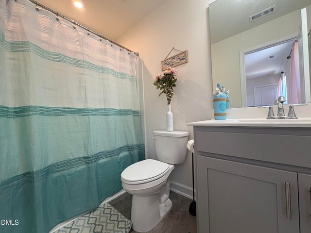 4 E Odell Lane, Zebulon, NC 27597