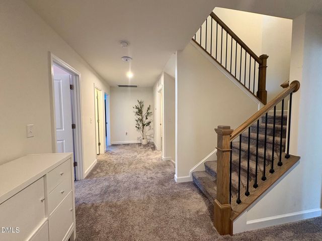 4 E Odell Lane, Zebulon, NC 27597