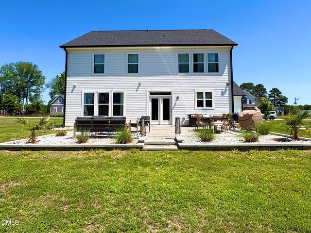 4 E Odell Lane, Zebulon, NC 27597