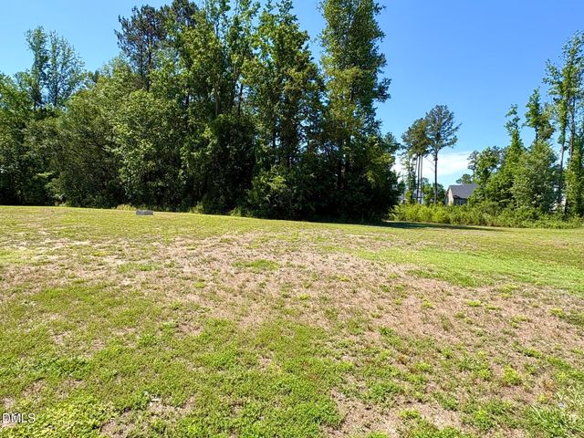 4 E Odell Lane, Zebulon, NC 27597