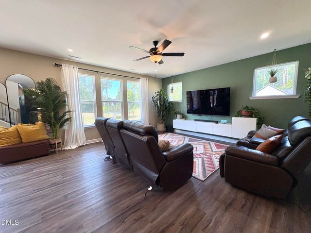 4 E Odell Lane, Zebulon, NC 27597