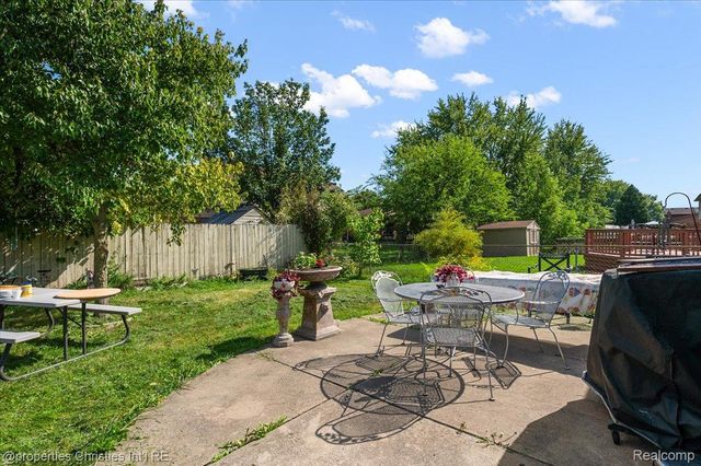 38364 Yonkers Drive, Sterling Heights, MI 48310