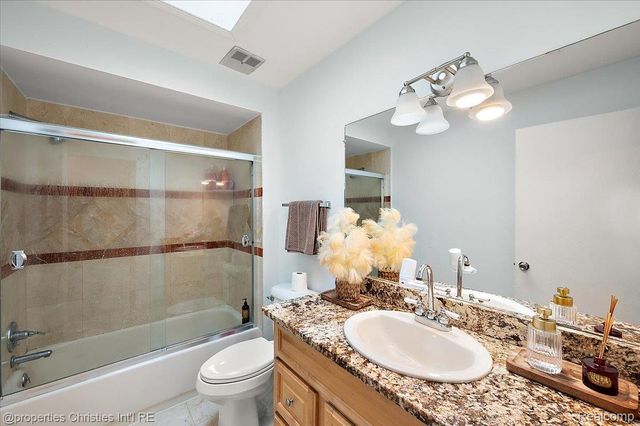 38364 Yonkers Drive, Sterling Heights, MI 48310
