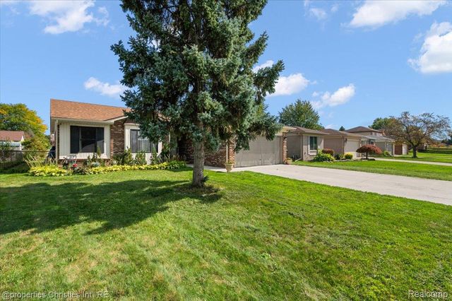 38364 Yonkers Drive, Sterling Heights, MI 48310