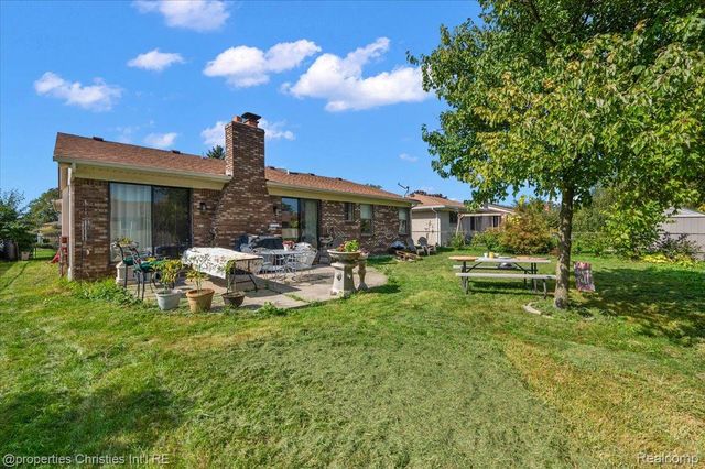 38364 Yonkers Drive, Sterling Heights, MI 48310