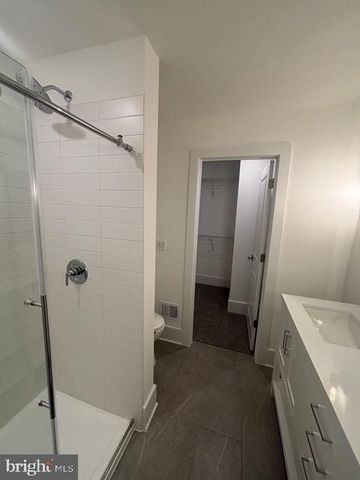 9103 FORKLEAF OAK DR, Fredericksburg, VA 22407