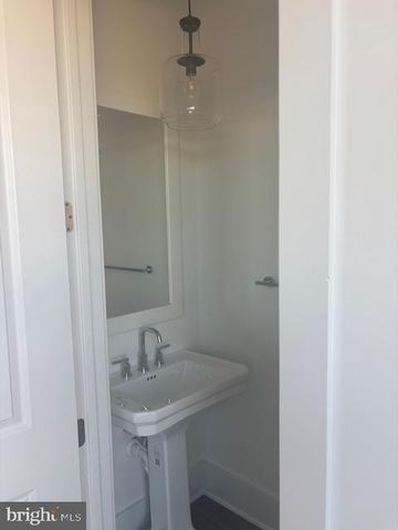 9103 FORKLEAF OAK DR, Fredericksburg, VA 22407