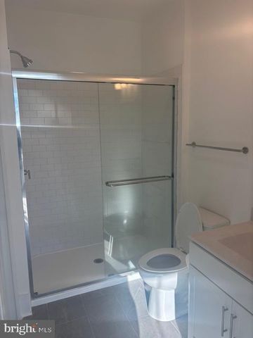 9103 FORKLEAF OAK DR, Fredericksburg, VA 22407