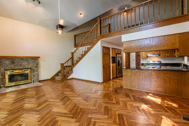 8 Winnebago Trace, Cherokee Village, AR 72529