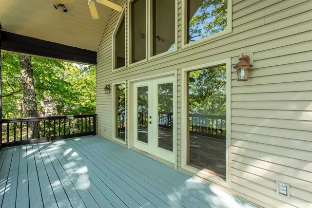8 Winnebago Trace, Cherokee Village, AR 72529