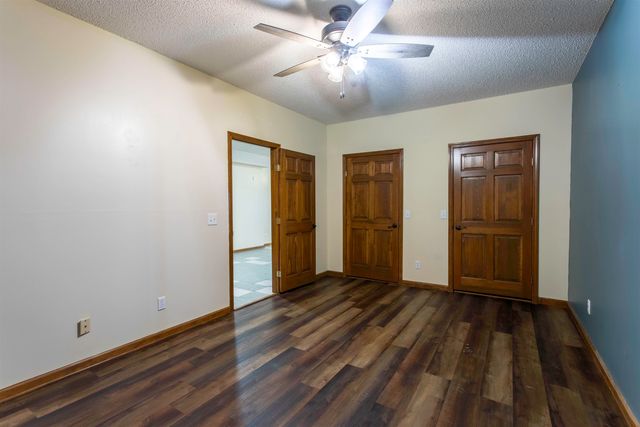 8 Winnebago Trace, Cherokee Village, AR 72529